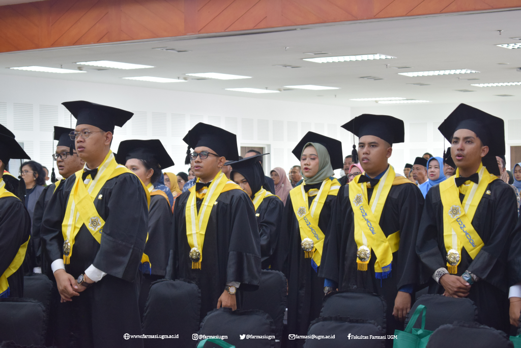 Pelepasan Wisudawan Pascasarjana Fakultas Farmasi Ugm Periode I Ta